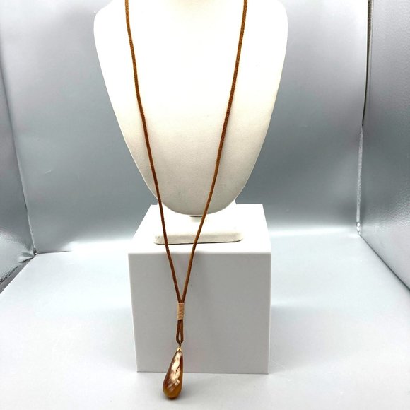 Vintage Carnelian Faceted Teardrop Pendant Necklace, Natural Polished Gemstone - Picture 3 of 5